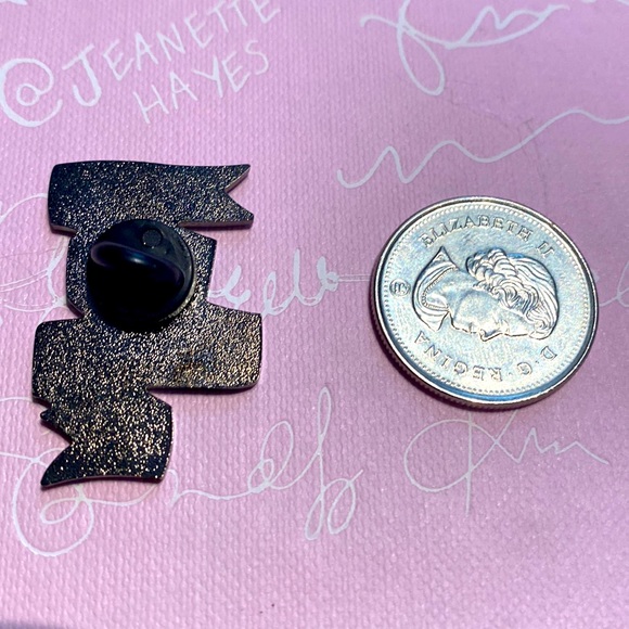 It’s OK to not be Okay Enamel Pin Mental Health Self-Care Wellness Anxiety Gift - Picture 3 of 3